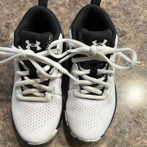 Under Armour boys sneakers